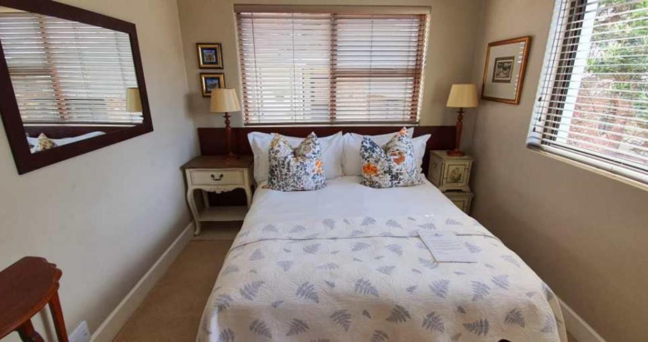 On The Beach Guesthouse Jeffreys Bay Exterior foto