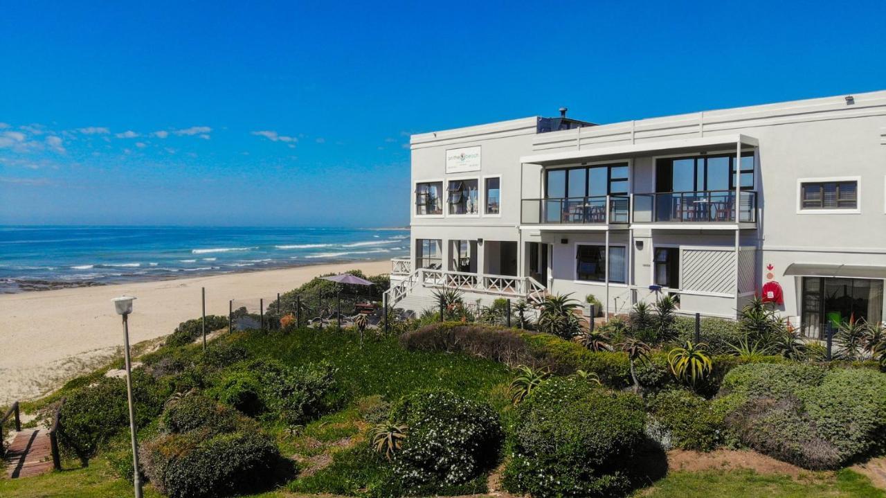 On The Beach Guesthouse Jeffreys Bay Exterior foto